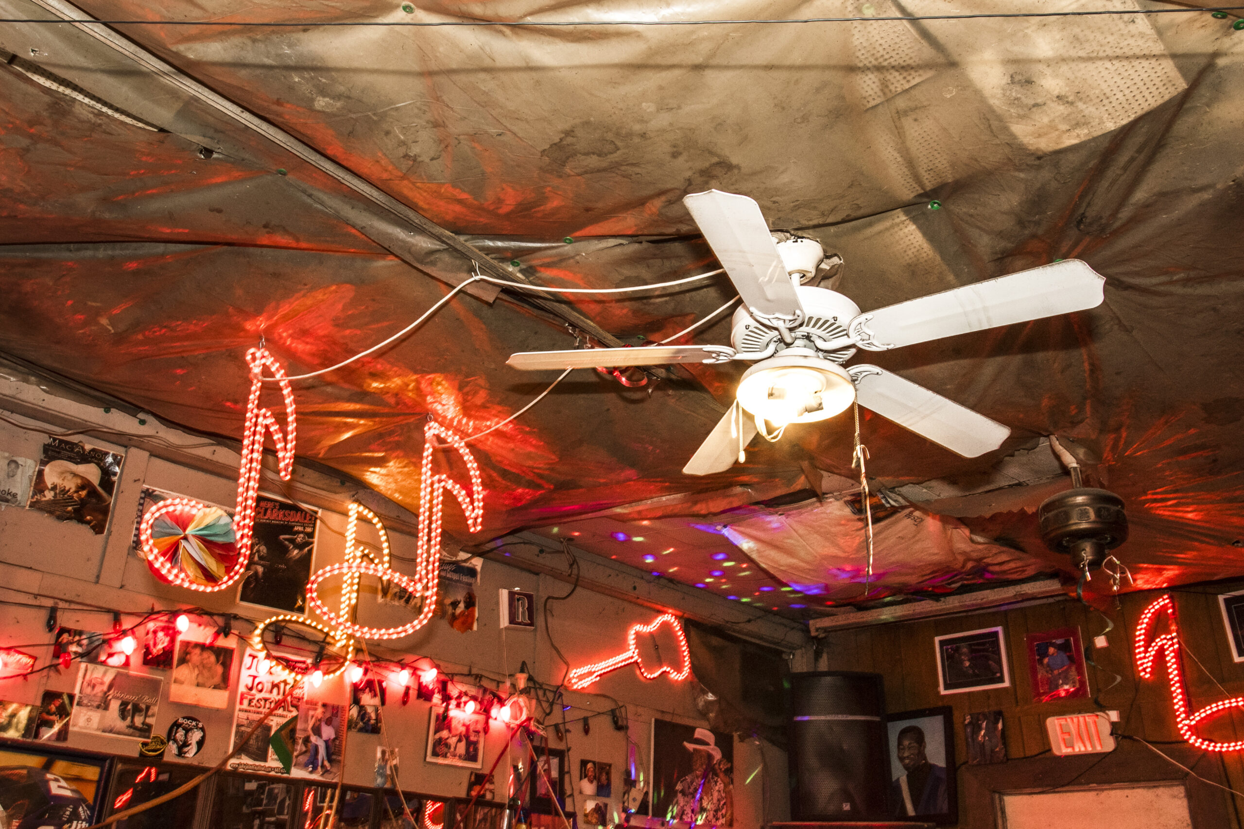 Red’s Lounge, 2019, Lola Reynaerts